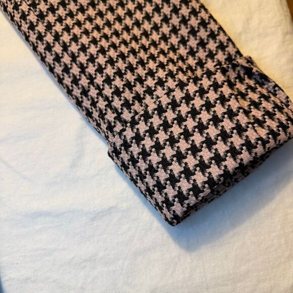 Tahari Pink & Black Houndstooth Long Blazer 4P: fully lined - Picture 6 of 15